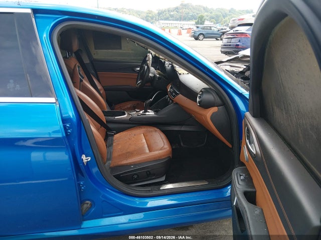 2021 ALFA ROMEO GIULIA TI AWD 5