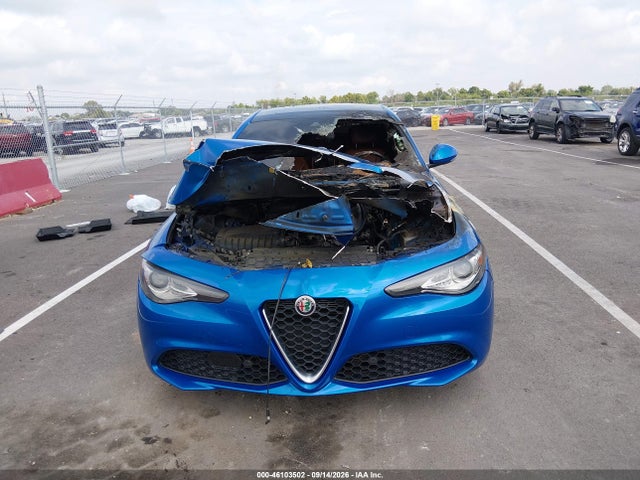2021 ALFA ROMEO GIULIA TI AWD 6