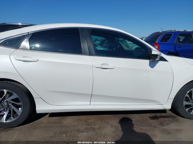 2016 Honda CIVIC EX — фото 13