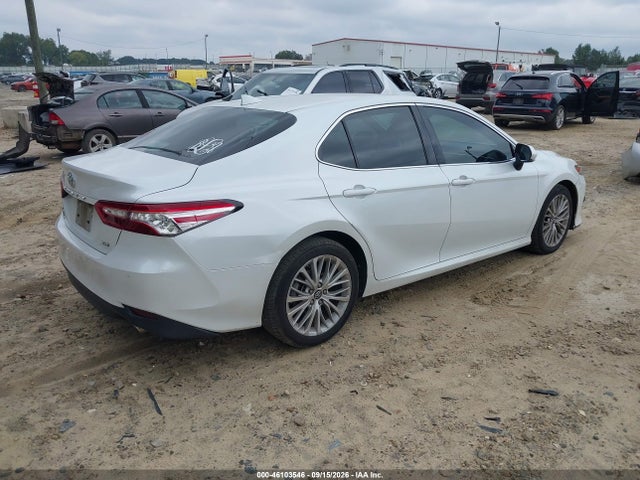 2018 TOYOTA CAMRY XLE 4