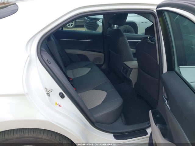 2018 TOYOTA CAMRY XLE 8
