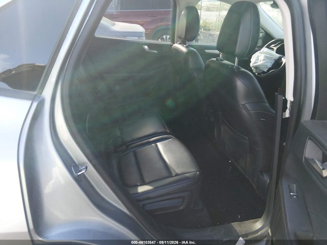 2022 FORD ESCAPE SEL 8
