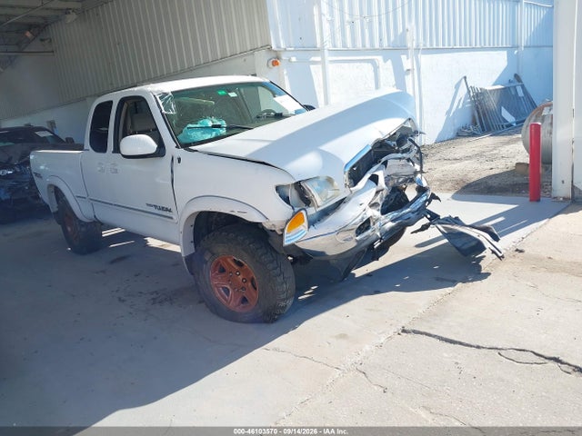 2002 TOYOTA TUNDRA LTD V8