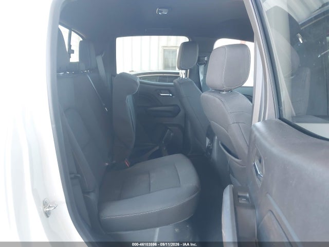 2026 GMC CANYON ELEVATION, RWD 8