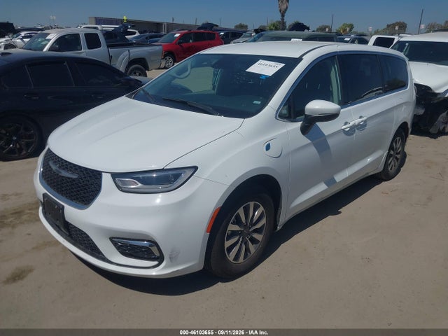 2023 CHRYSLER PACIFICA HYBRID TOURING L 2