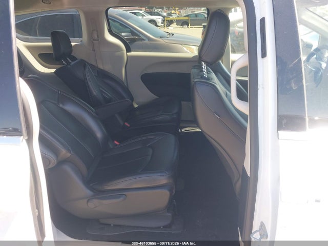 2023 CHRYSLER PACIFICA HYBRID TOURING L 8