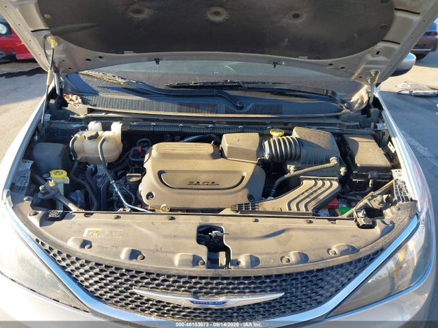 2020 CHRYSLER VOYAGER LXI 10
