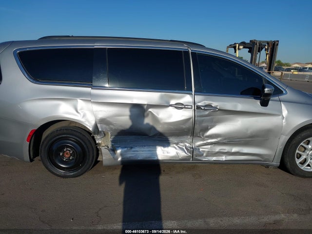 2020 CHRYSLER VOYAGER LXI 6