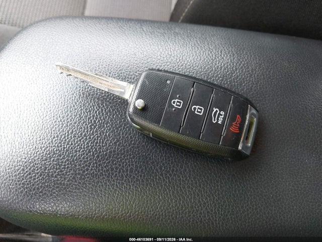 2017 KIA FORTE LX 11