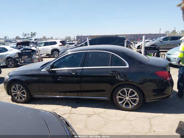 2016 Mercedes-BENZ C 300 — фото 14