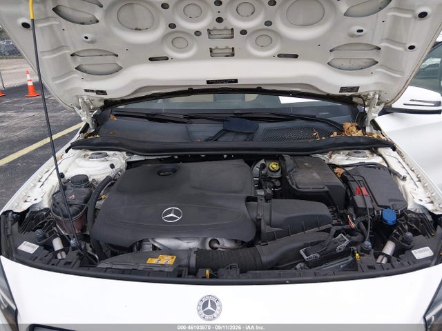 2018 MERCEDES-BENZ GLA 250 10