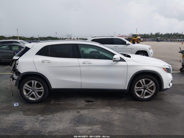 2018 MERCEDES-BENZ GLA 250 13
