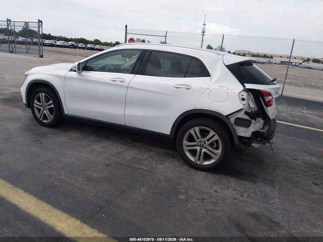 2018 MERCEDES-BENZ GLA 250 3