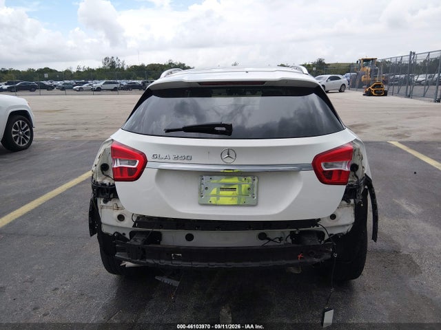 2018 MERCEDES-BENZ GLA 250 6