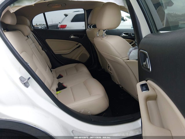 2018 MERCEDES-BENZ GLA 250 8