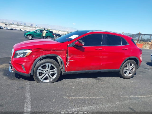 2017 MERCEDES-BENZ GLA 250 4MATIC 14