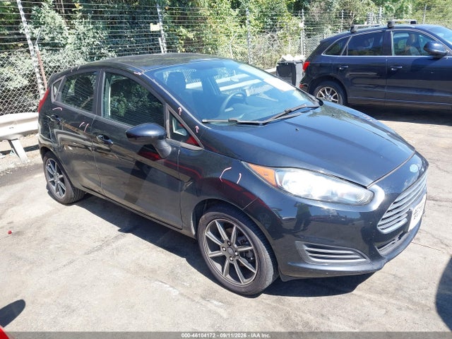2017 FORD FIESTA SE 14