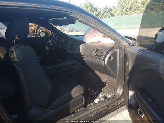 2018 DODGE CHALLENGER SXT 5