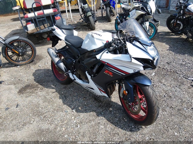 2025 SUZUKI GSX 