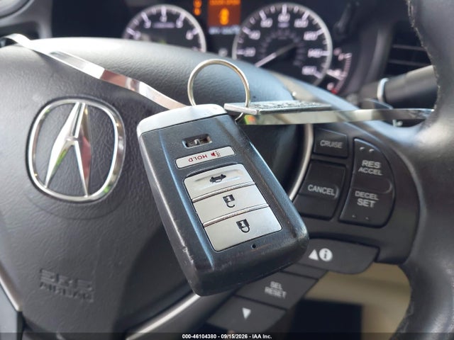 2017 ACURA ILX PREMIUM PACKAGE/TECHNOLOGY PLUS PACKAGE 11