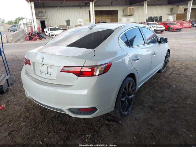 2017 ACURA ILX PREMIUM PACKAGE/TECHNOLOGY PLUS PACKAGE 4