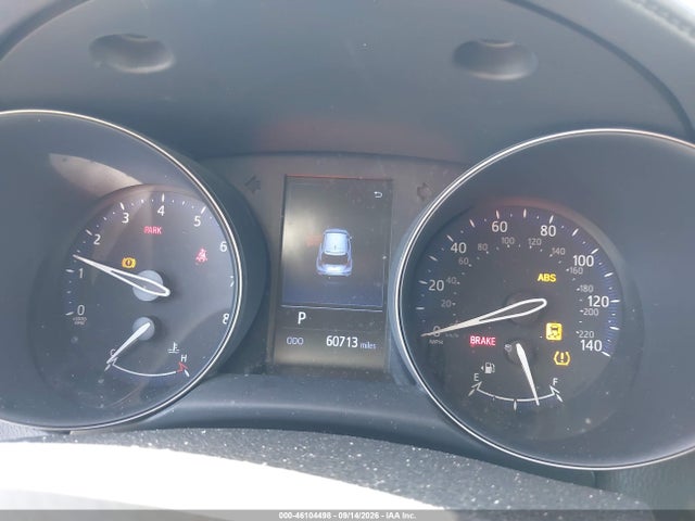 2019 TOYOTA C-HR LE 16