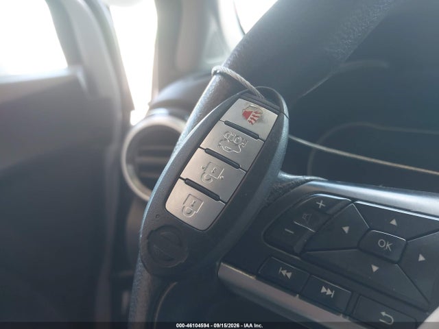 2021 NISSAN VERSA SV XTRONIC CVT 11