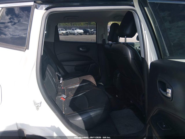 2019 JEEP COMPASS LIMITED 4X4 8