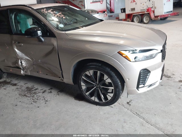 2026 VOLVO XC60 B5 PLUS 17