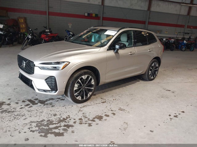 2026 VOLVO XC60 B5 PLUS 2