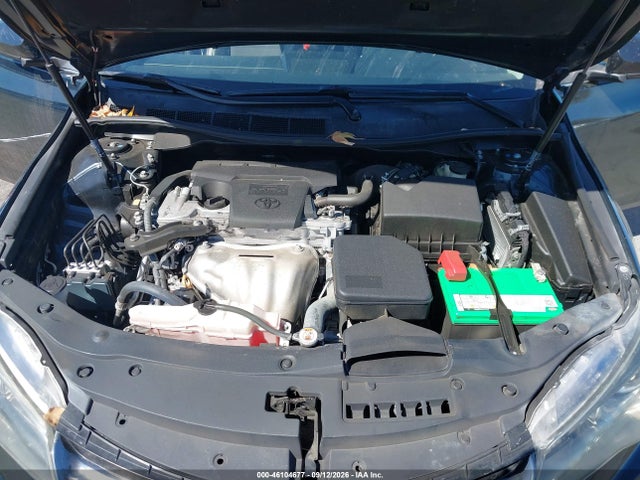 2017 TOYOTA CAMRY SE 10