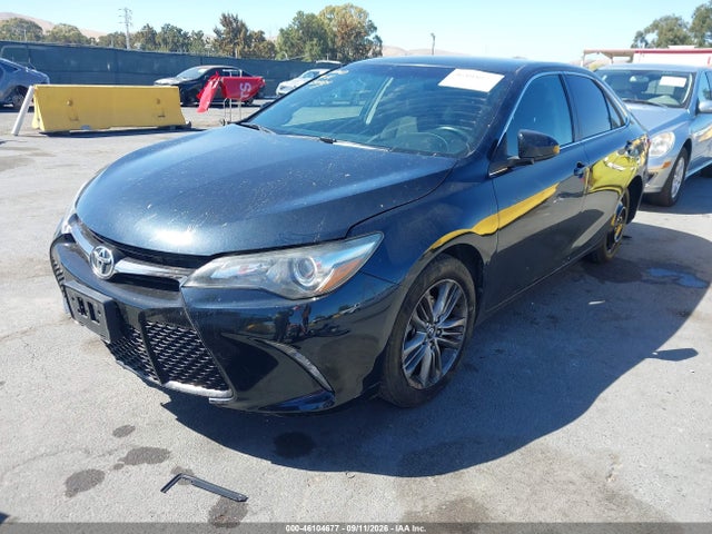 2017 TOYOTA CAMRY SE 2