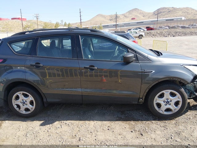 2017 FORD ESCAPE S 13