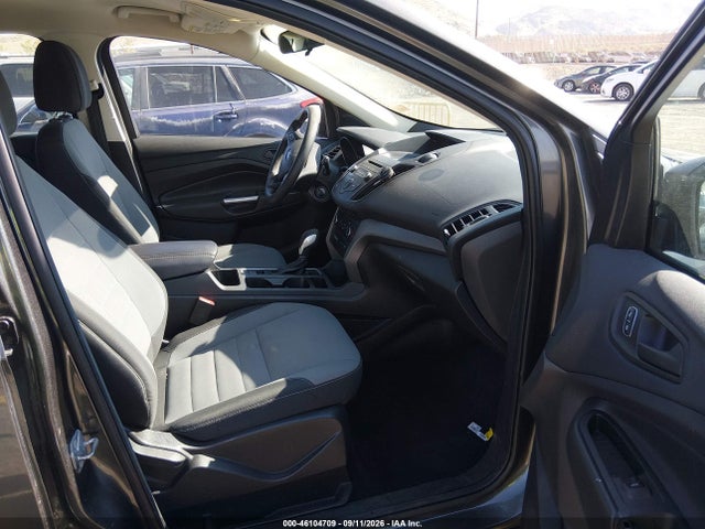 2017 FORD ESCAPE S 5