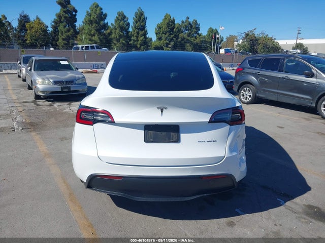 2021 TESLA MODEL Y LONG RANGE DUAL MOTOR ALL-WHEEL DRIVE 16