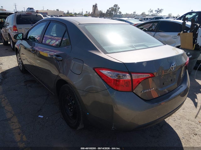 2017 TOYOTA COROLLA LE 3