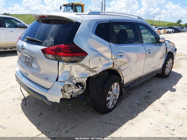 2018 NISSAN ROGUE SV 4