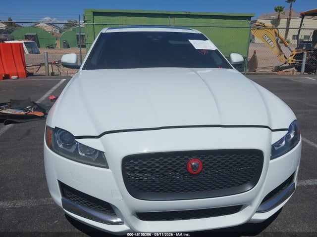 2017 JAGUAR XF 35T 11
