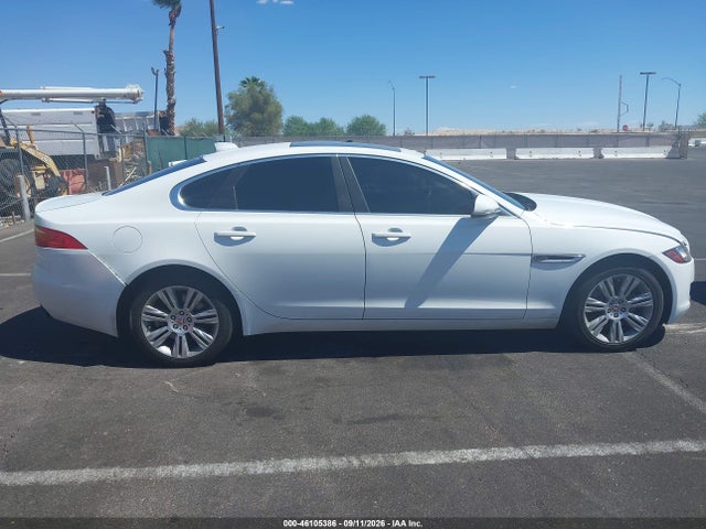 2017 JAGUAR XF 35T 12