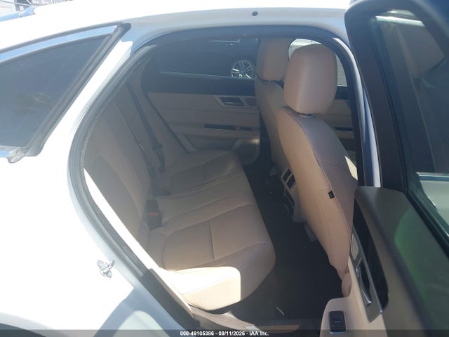 2017 JAGUAR XF 35T 8