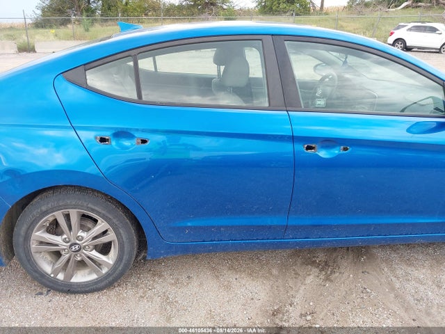 2017 HYUNDAI ELANTRA SE 20
