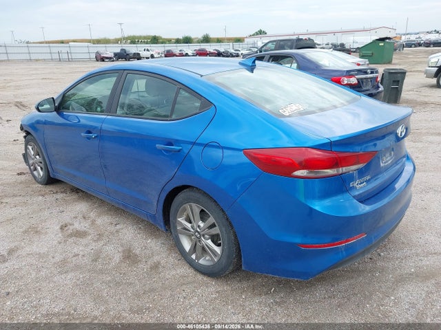 2017 HYUNDAI ELANTRA SE 3