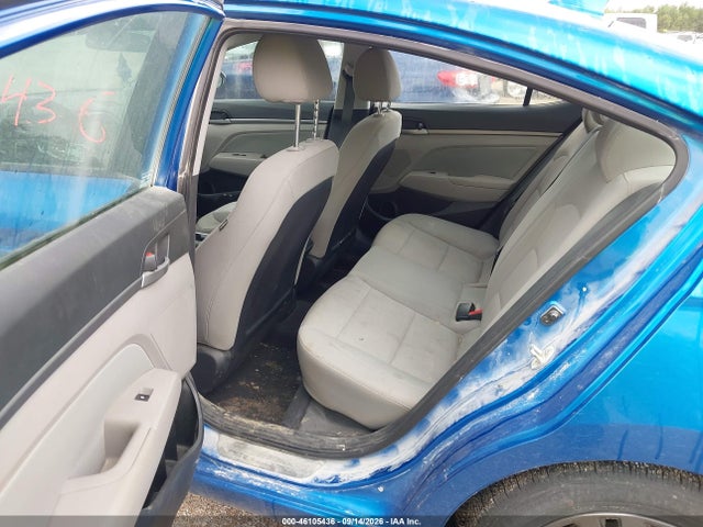 2017 HYUNDAI ELANTRA SE 8