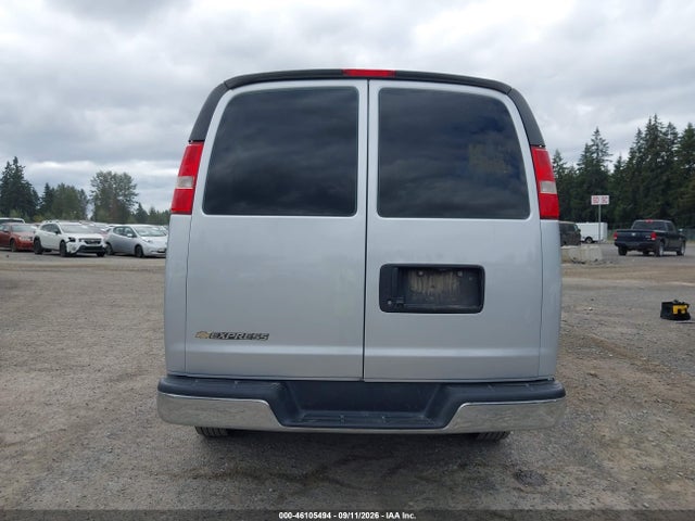 2017 CHEVROLET EXPRESS 3500 LT 16