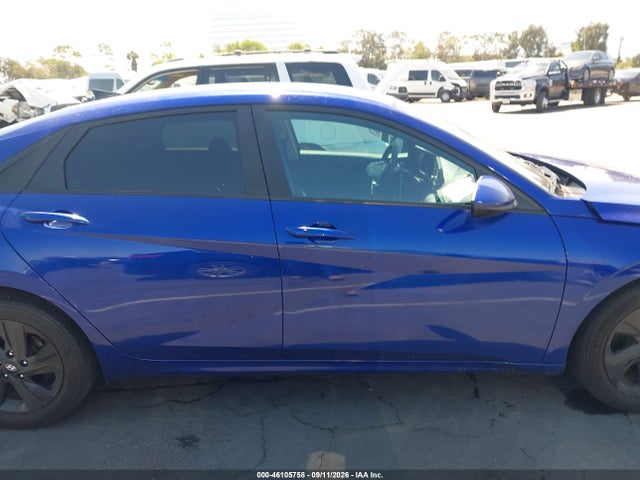 2022 HYUNDAI ELANTRA SEL 13