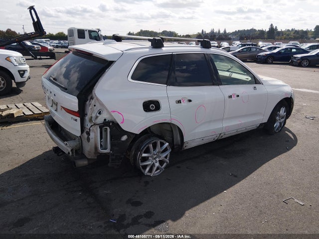 2018 VOLVO XC60 T5 MOMENTUM 4