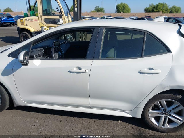 2019 TOYOTA COROLLA SE 15