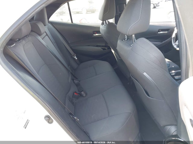 2019 TOYOTA COROLLA SE 8