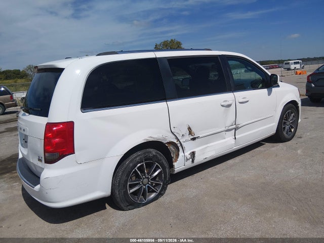2017 DODGE GRAND CARAVAN SXT 4