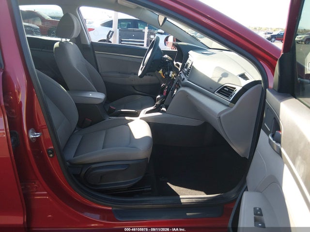 2017 HYUNDAI ELANTRA SE 5